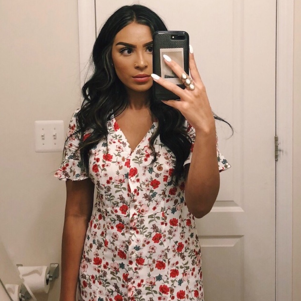 Meet your Posher, Zehra